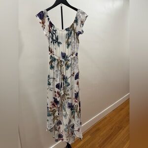 880. Iris High Low Dress Open Front With Built-In Shorts In Floral Design